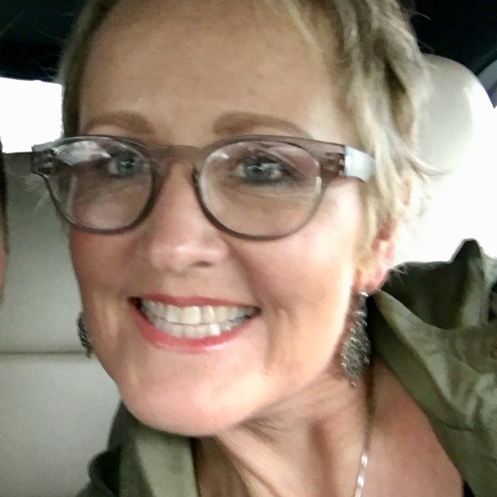 Meet your Posher, Kim